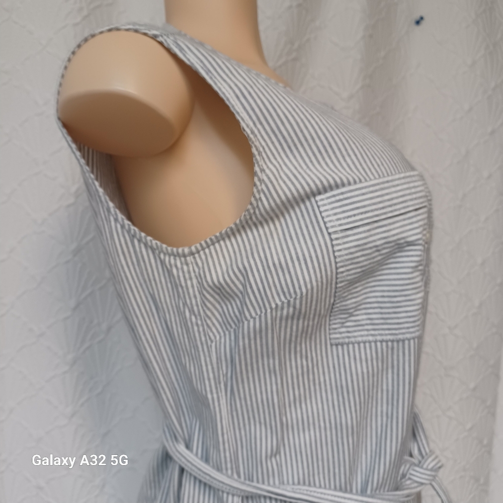 Vineyard Vines  Women Size 8 Blue Striped Mini Dress - Picture 9 of 16